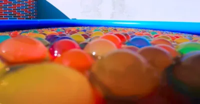 Itza Water Balls